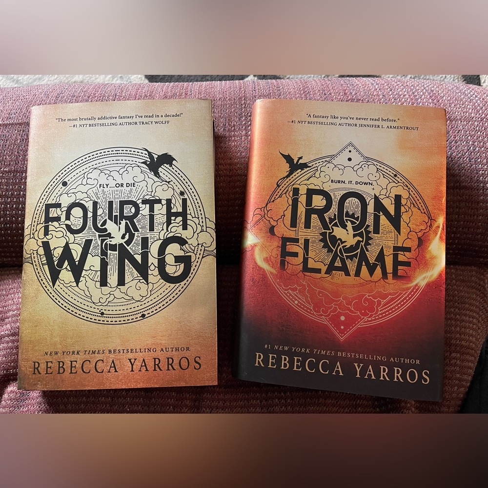 Fourth Wing and Iron Flame set